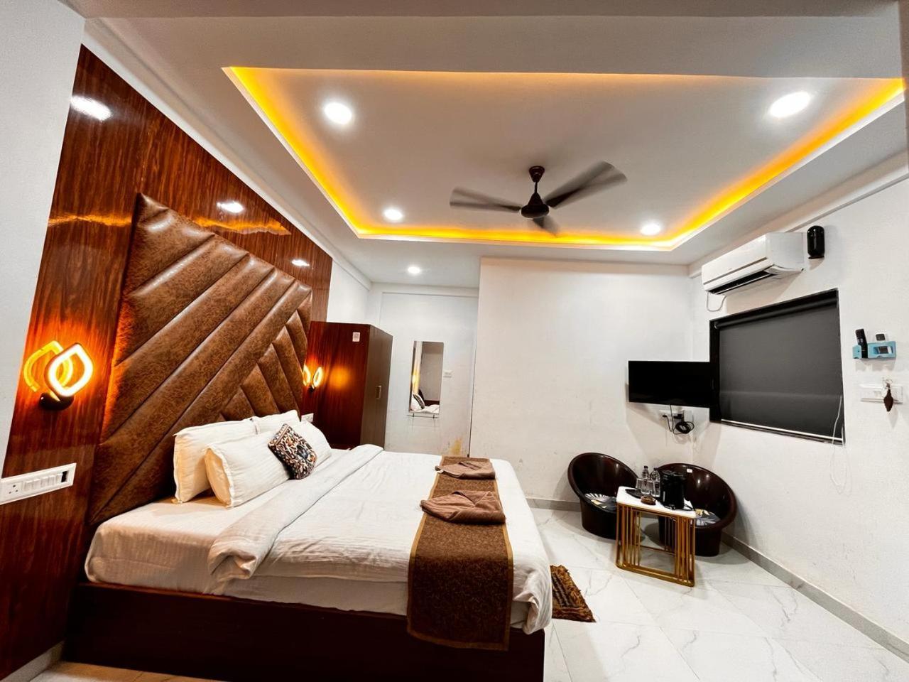 Hotel Small Daddy Plus Calangute Exterior foto